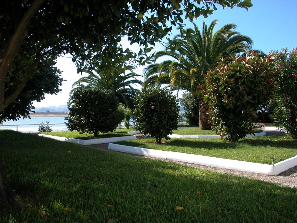 Hotel Touris Ardía Exterior photo